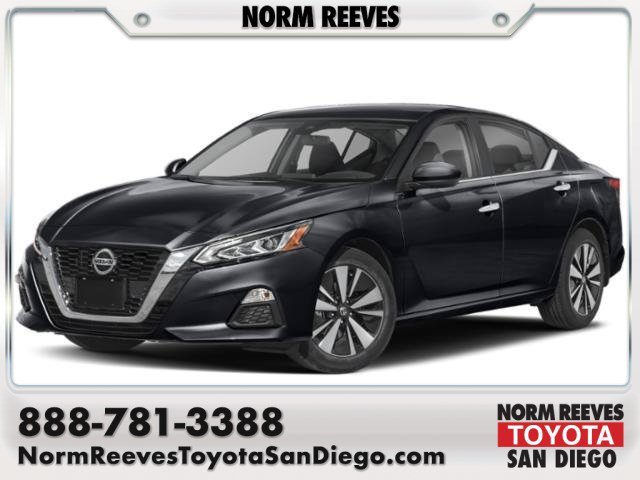 Used 2022 Storm Blue Metallic Nissan 2.5 SV image 1