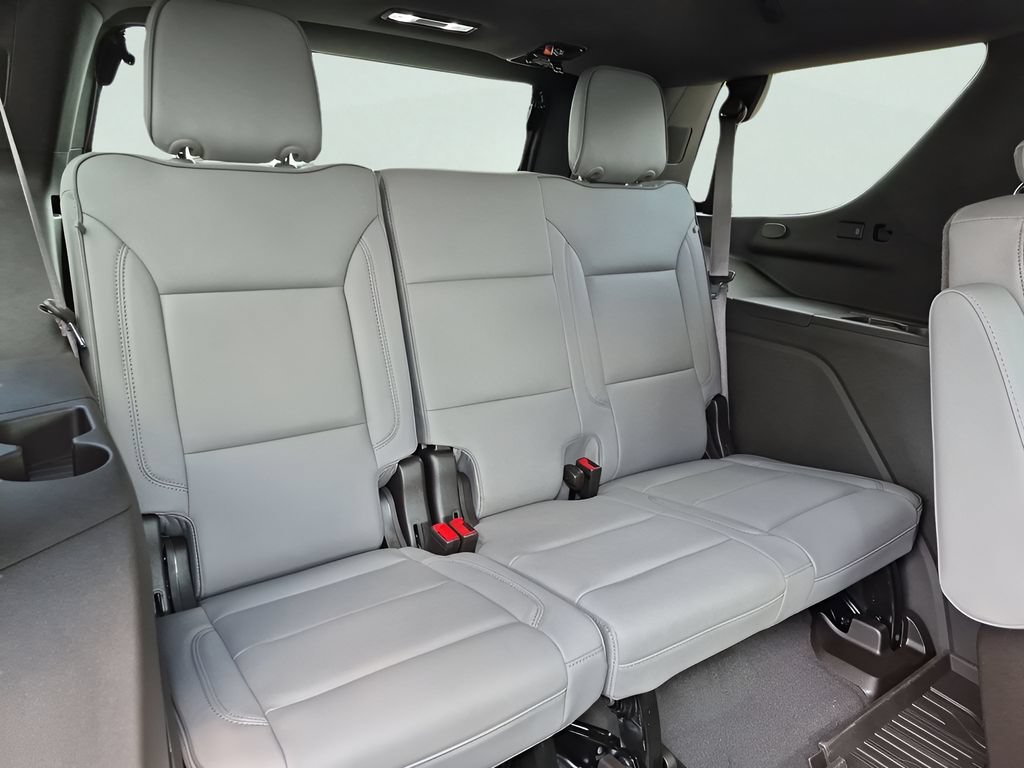 New 2026 Onyx Black GMC Elevation image 34