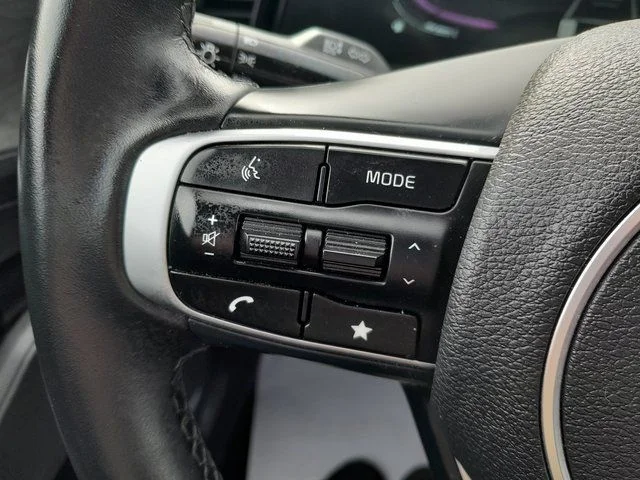 Used 2023 White Kia X-Line image 14