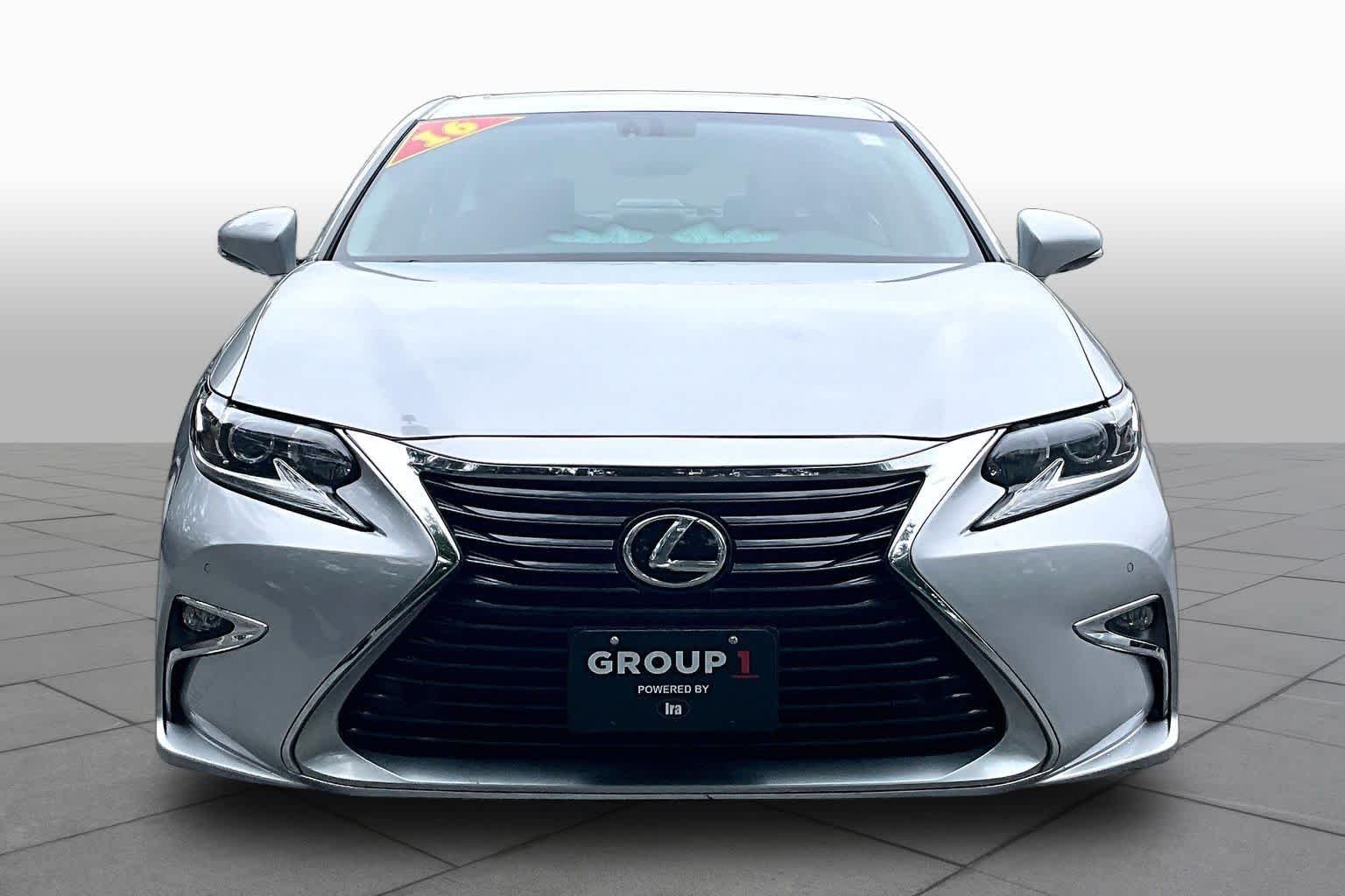 Used 2016 Silver Lining Metallic Lexus  image 4