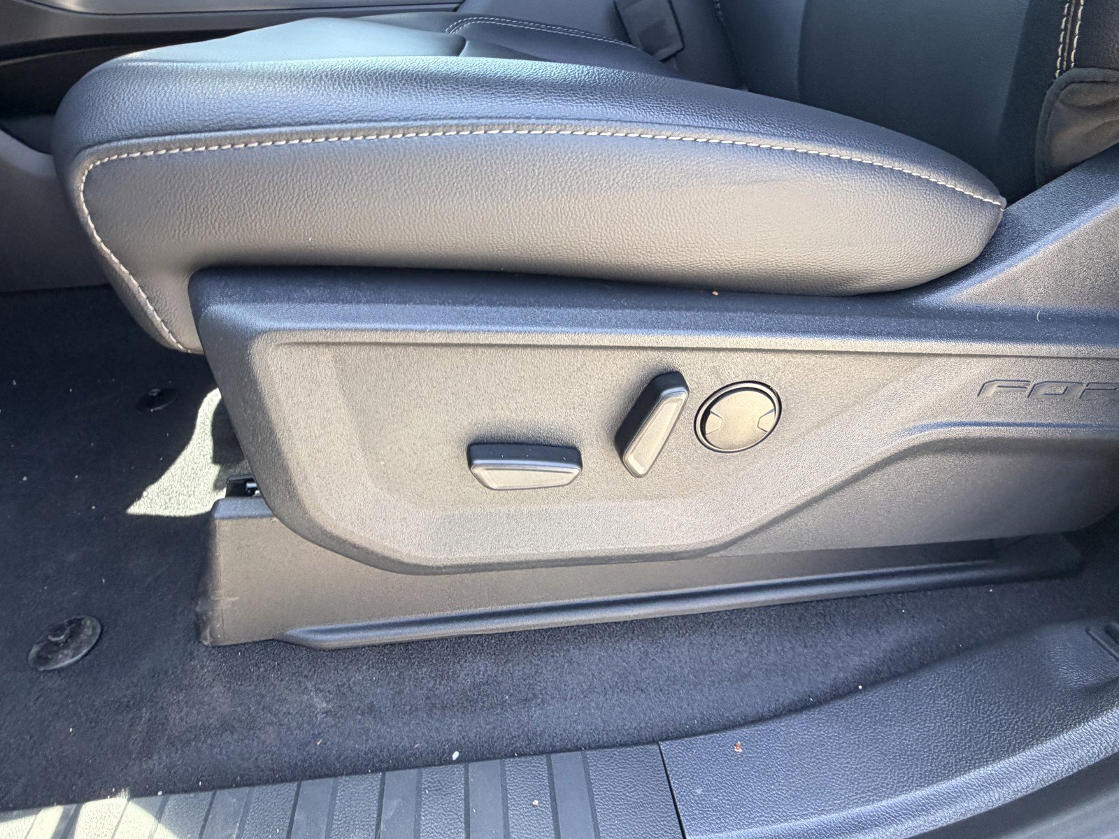 New 2026 Avalanche Ford XLT image 20