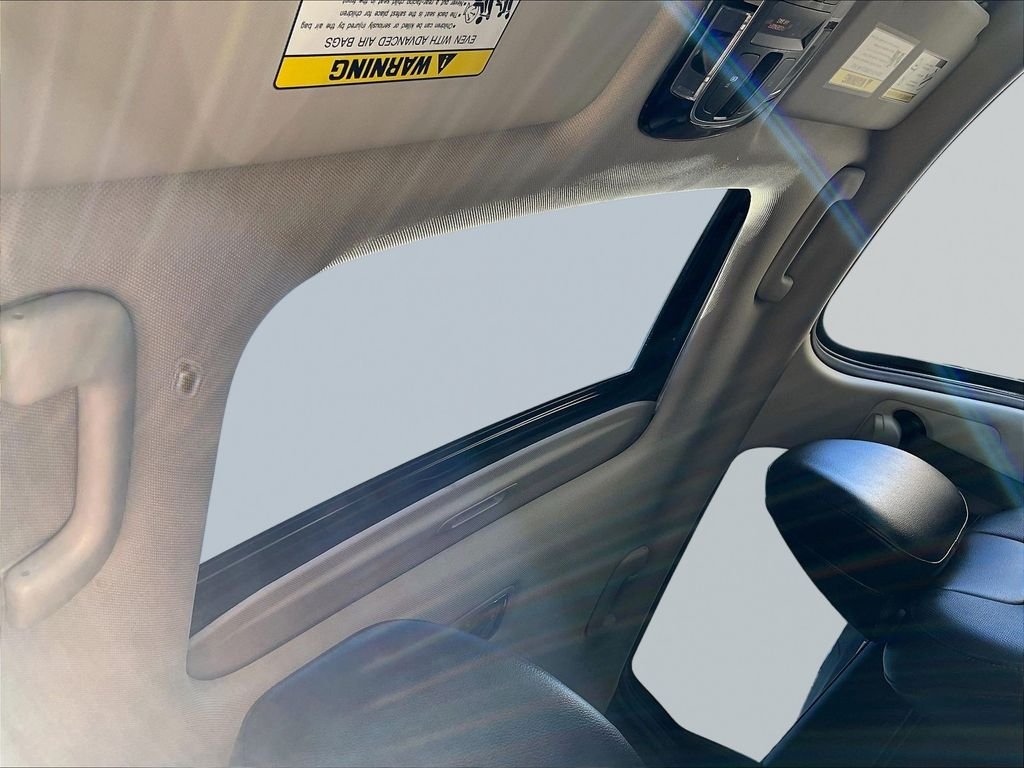 Used 2024 Black Pearl Hyundai SEL image 22