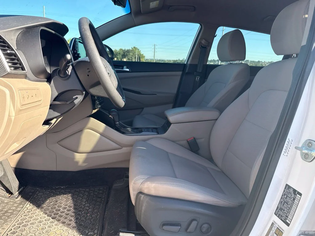 Used 2020 White Hyundai SEL image 6