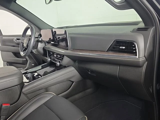 Used 2026 Black Chevrolet Premier image 22