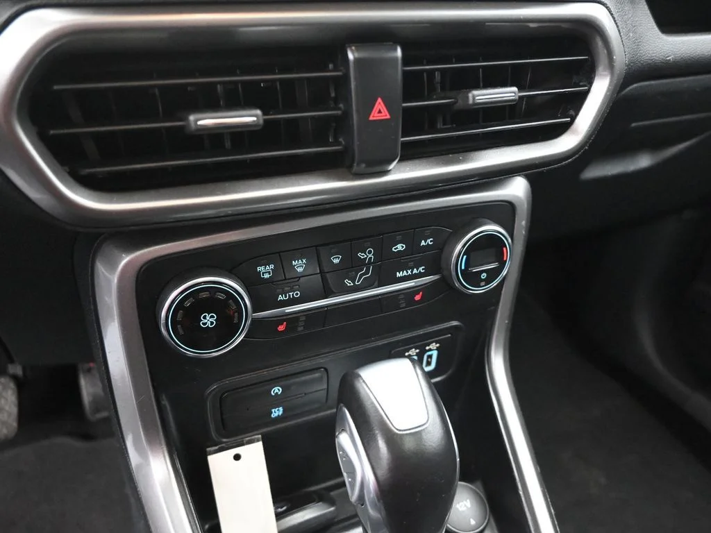 Certified Used 2018 Gray Ford SE image 25