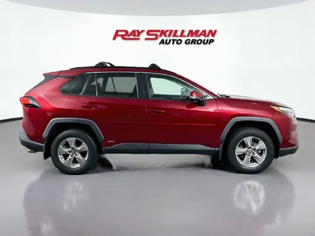 Used 2023 Red Toyota XLE image 8