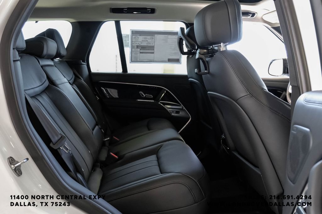 New 2026 Fuji White Land Rover SE image 37