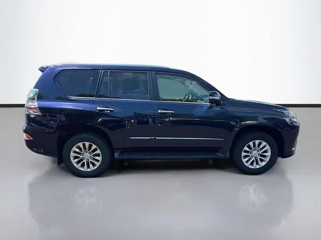 Used 2019  Lexus 460 image 8