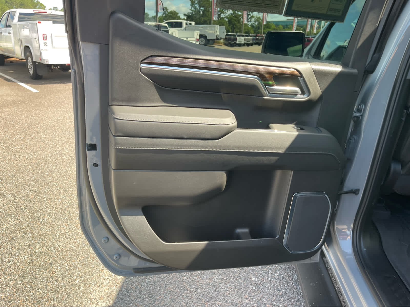 Used 2024 Thunderstorm Gray GMC Elevation image 19