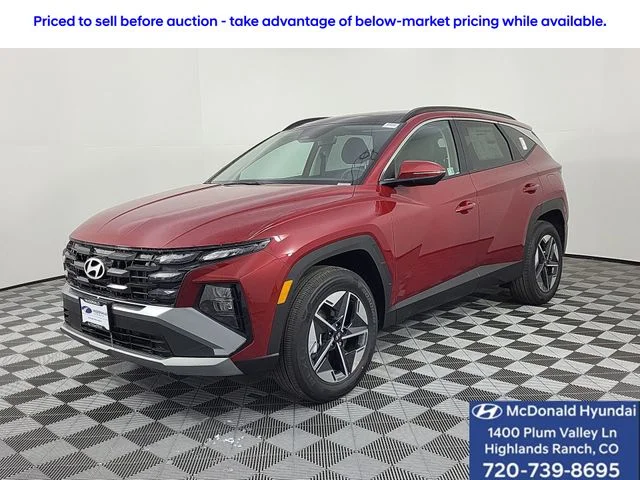 Used 2025 Red Hyundai SEL Convenience image 1