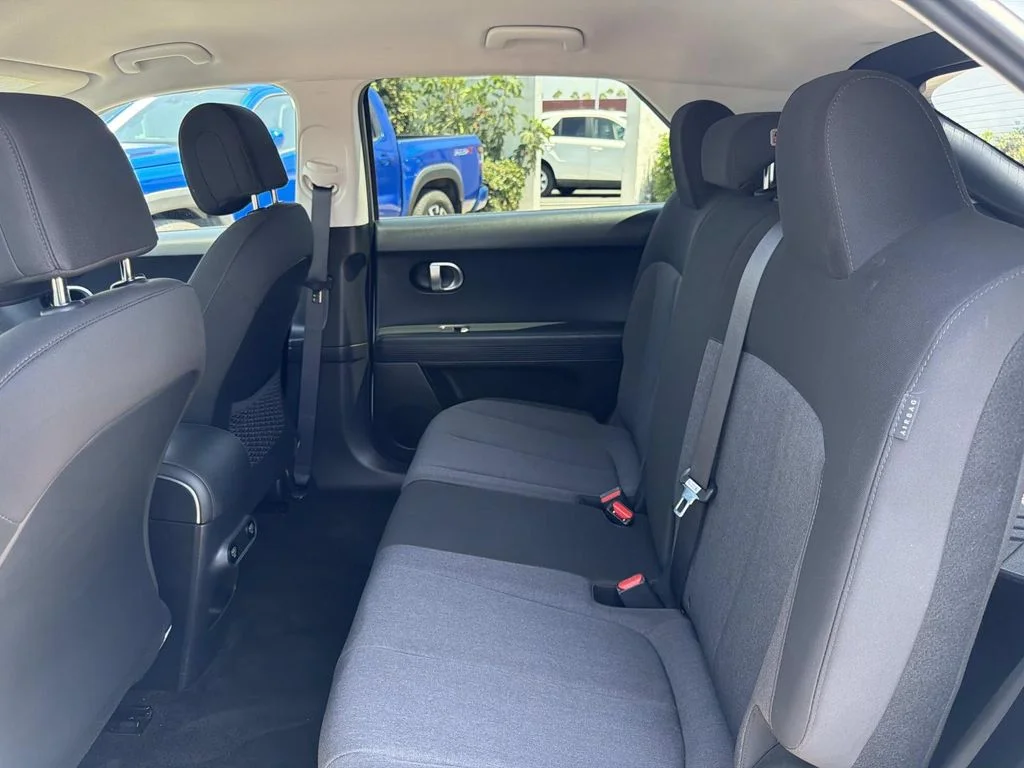 Used 2024 ATLAS WHITE Hyundai SE Standard Range image 26