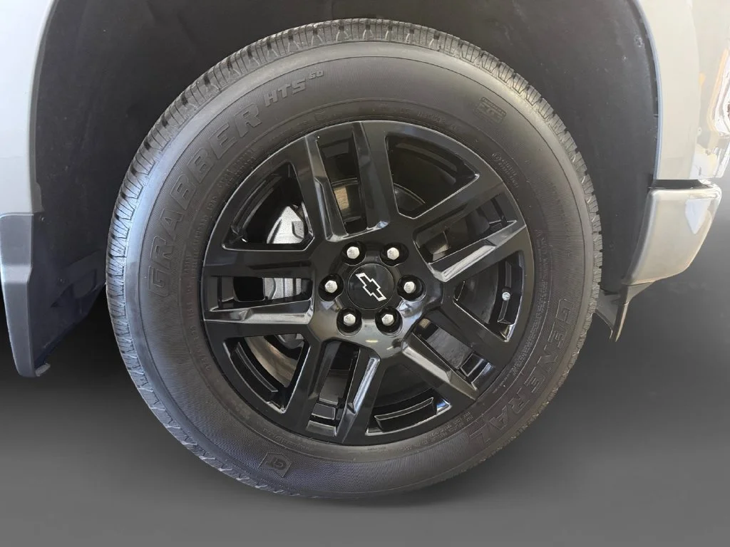 Used 2025 Sterling Gray Metallic Chevrolet Custom image 9