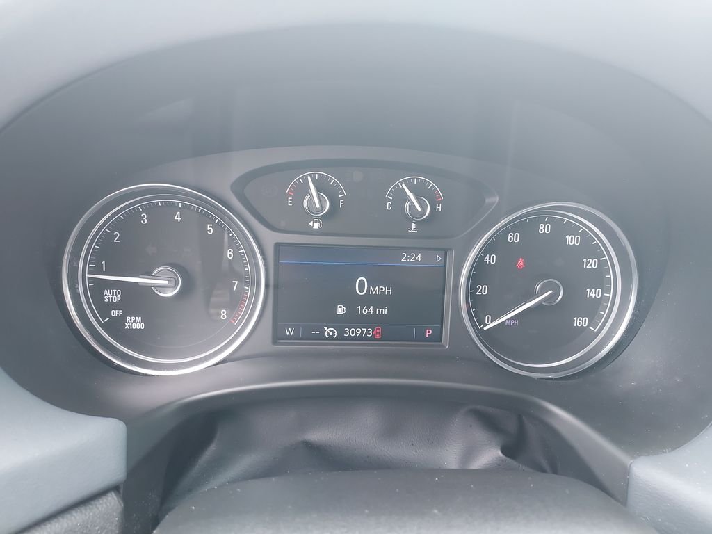 Used 2024 Red Buick Essence image 18