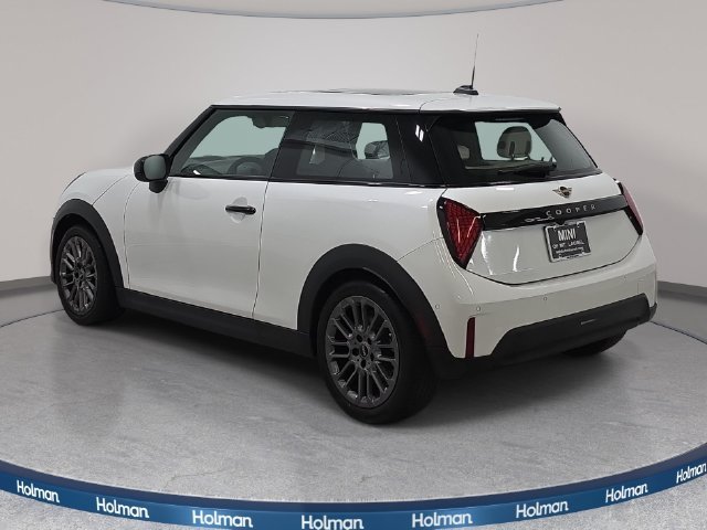 Used 2026 White MINI  image 8