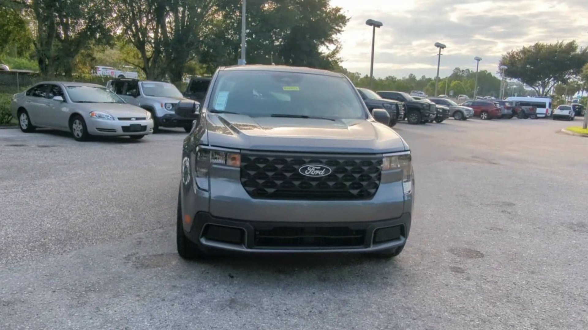 New 2026 Carbonized Gray Metallic Ford XLT image 5