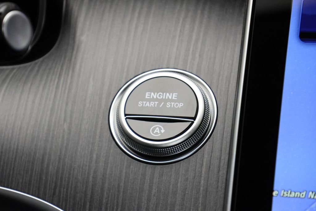 New 2026 Obsidian Black Metallic Mercedes-Benz C 300 image 23