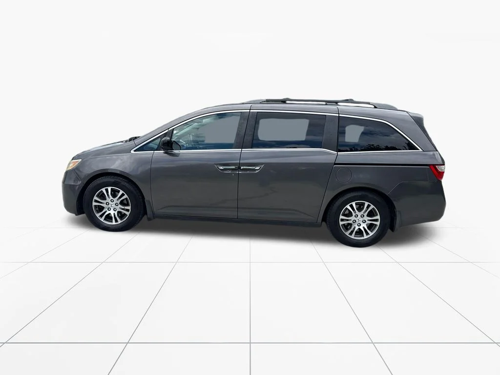 Used 2013 Alabaster Silver Metallic Honda EX-L image 4