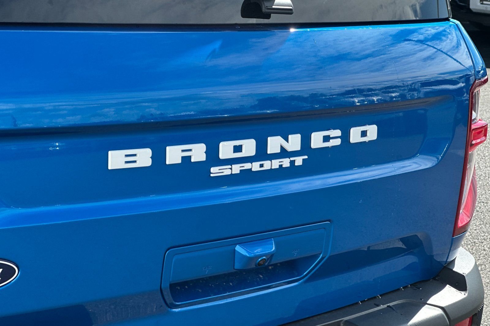 Used 2026 Blue Ford Outer Banks image 31
