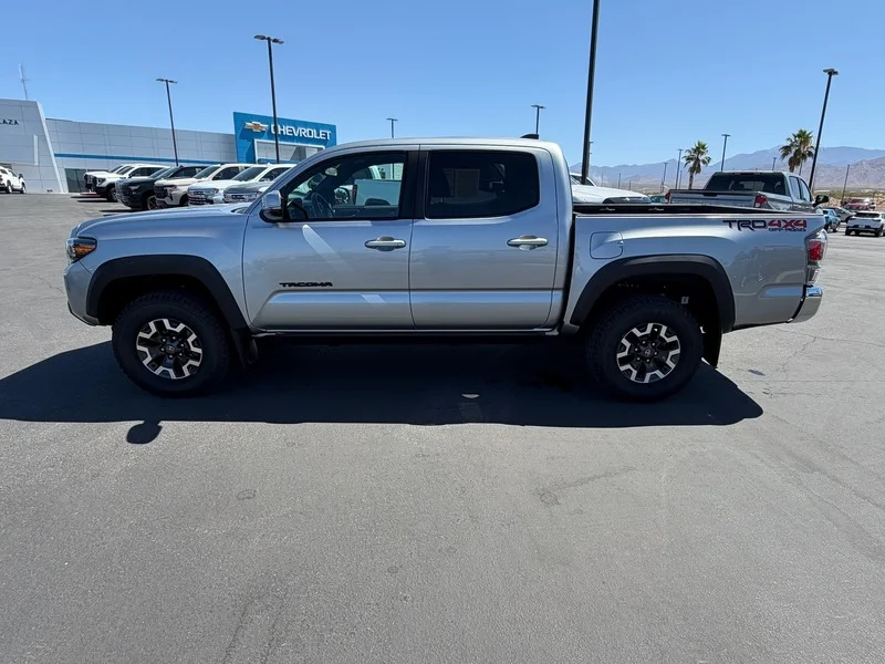Used 2023 Celestial Silver Toyota SR image 6