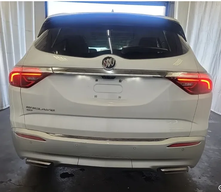 Used 2023 White Buick Premium Group image 5