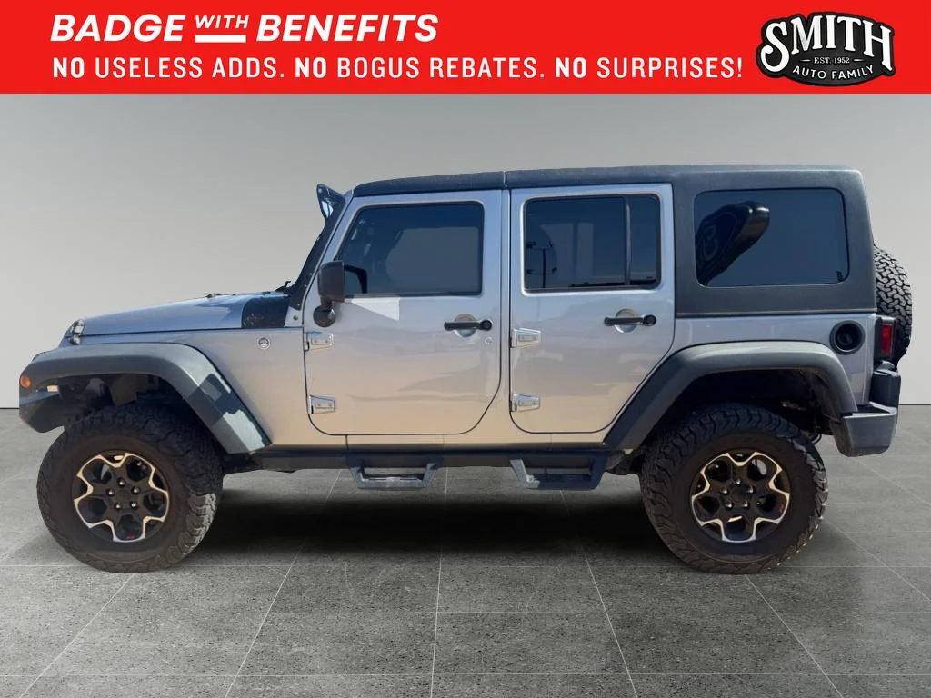 Used 2017 Billet Silver Metallic Clearcoat Jeep Sport image 5