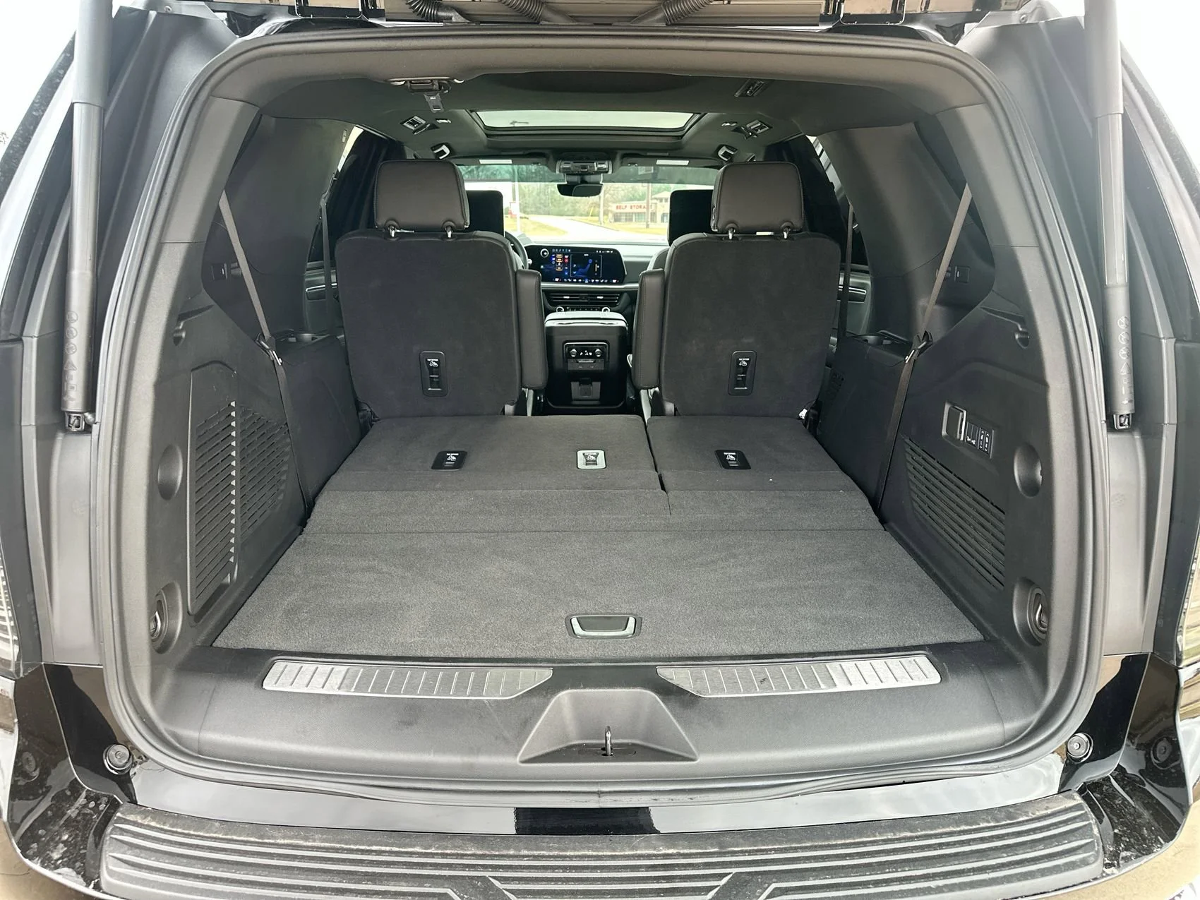 Used 2025 Black Chevrolet Premier image 25