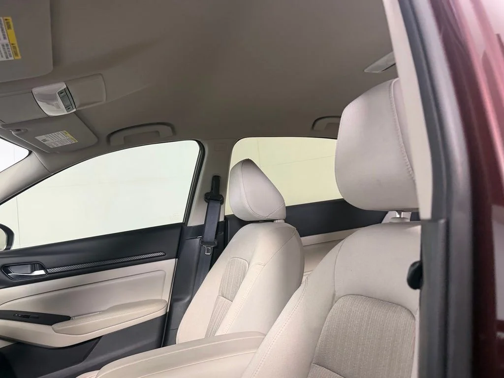 Certified Used 2025  Nissan 2.5 SV image 21