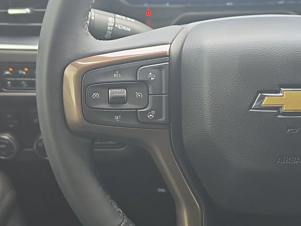 Used 2024 Gray Chevrolet High Country image 21