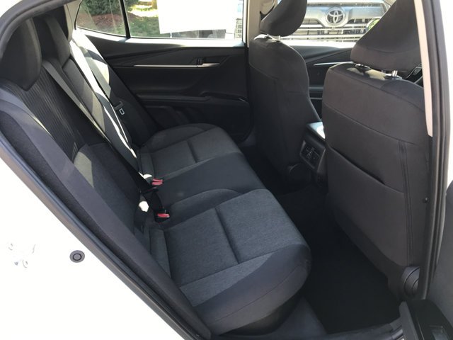 Used 2025 Ice Cap Toyota LE image 25