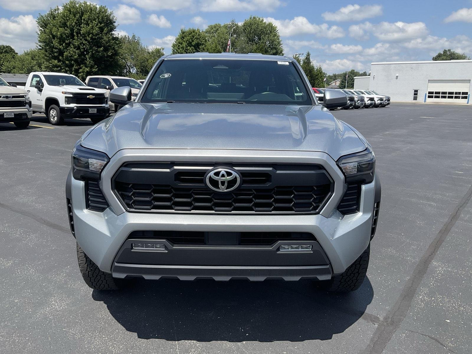 Used 2025 SILVER TOYOTA TRD OFF ROAD DOUBLE CAB 5 image 2