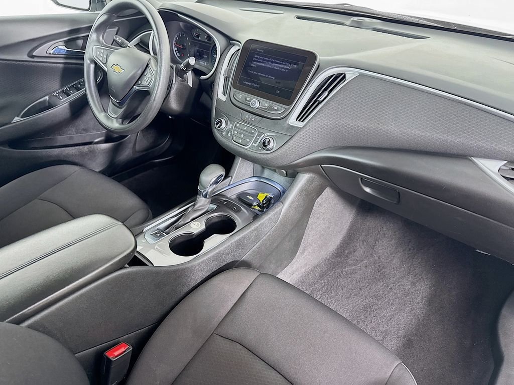 Used 2024 Mineral Gray Metallic Chevrolet LT image 35