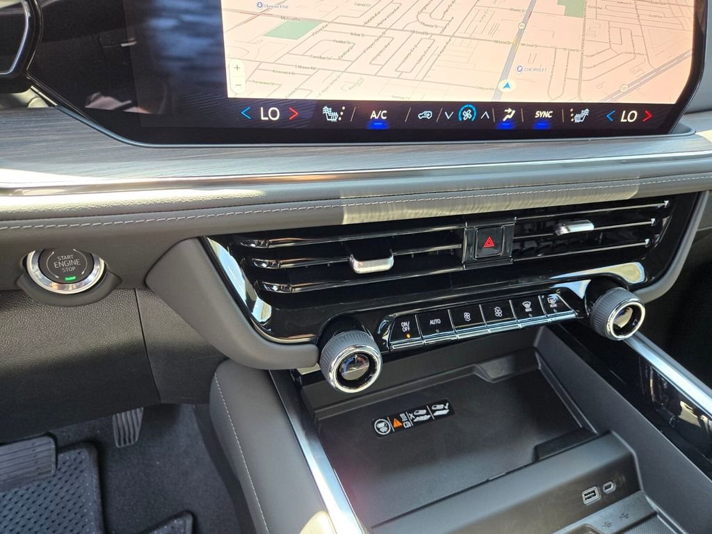 2026 Chevrolet Suburban Z71 - Photo 14