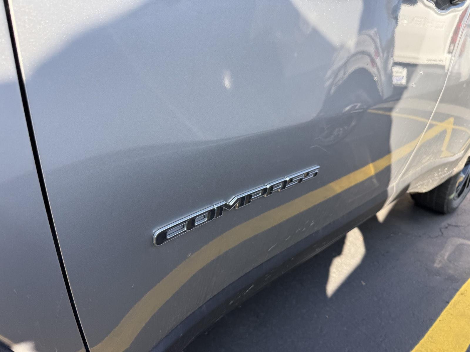 Used 2022 Billet Silver Metallic Clearcoat Jeep Limited image 15