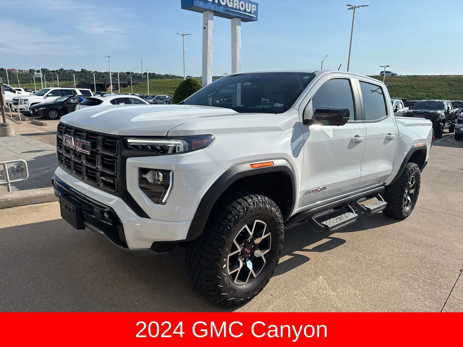 2024 GMC Canyon 4WD AT4X Crew Cab Short Box's photo