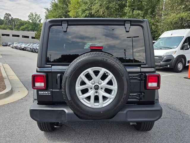 Used 2023 Black Jeep Sport S image 7