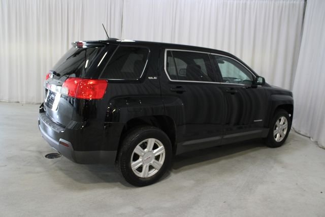 Used 2015 Black GMC SLE-1 image 30