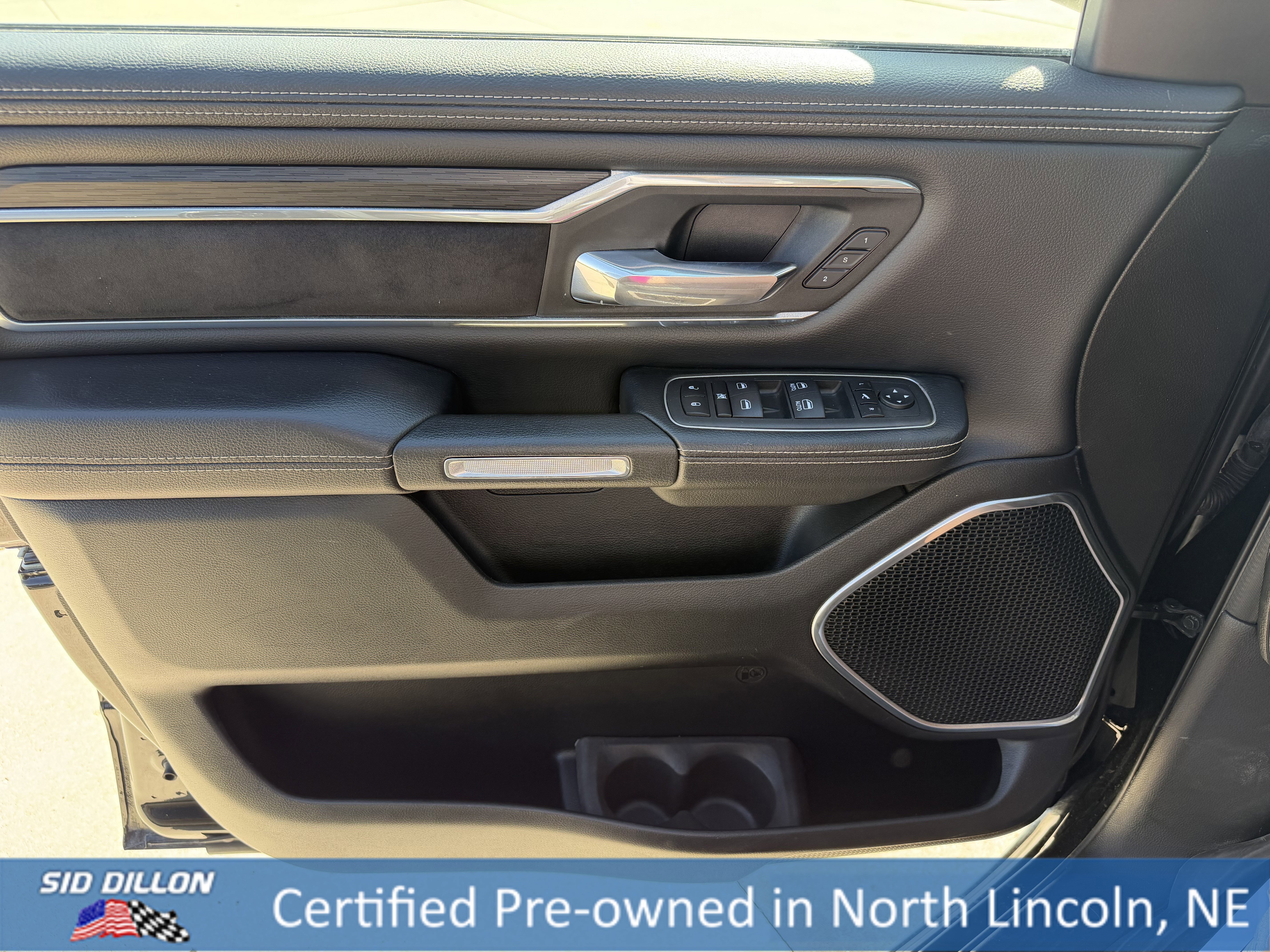 Used 2023 Diamond Black Crystal Pearlcoat Ram Laramie image 18