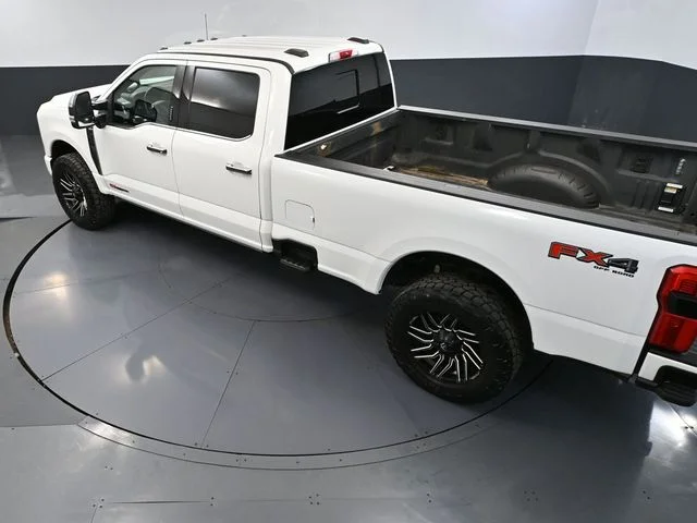 2024 Ford F-350 Super Duty Platinum - Photo 56