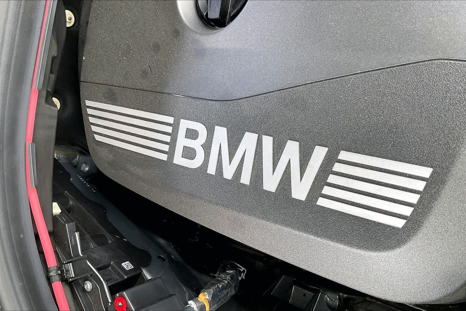 Used 2025 Skyscraper Gray Metallic BMW 30 xDrive image 34