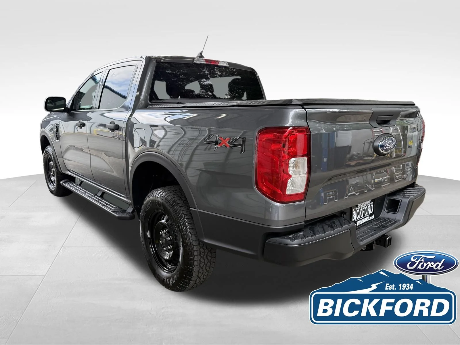 New 2026 Gray Ford XL image 8