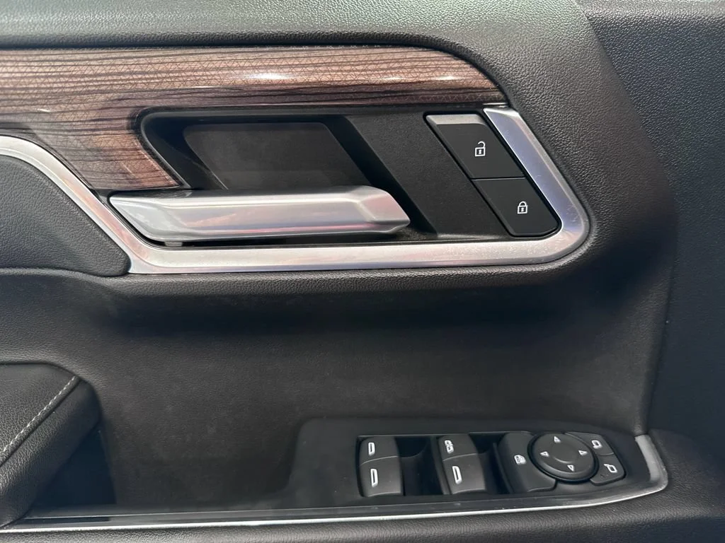 2023 Chevrolet Silverado 1500 LT - Photo 25