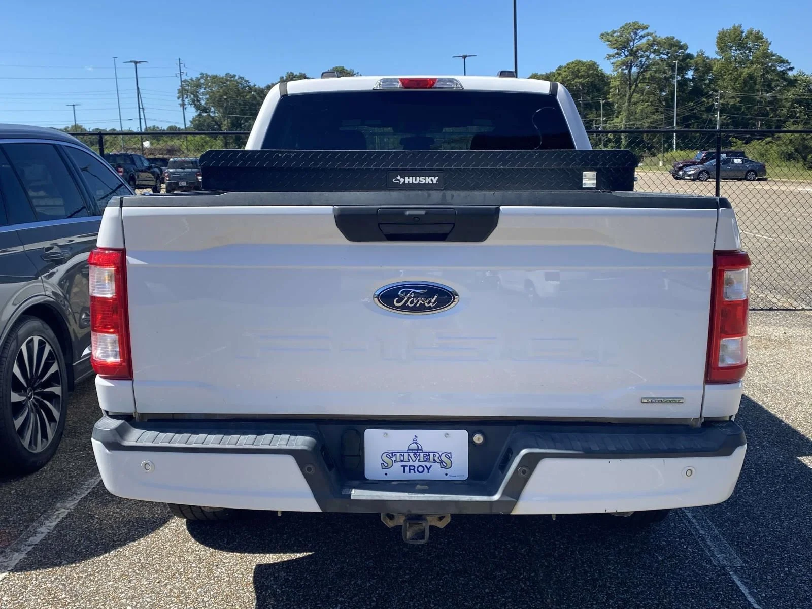 Used 2022 White Ford XL image 4