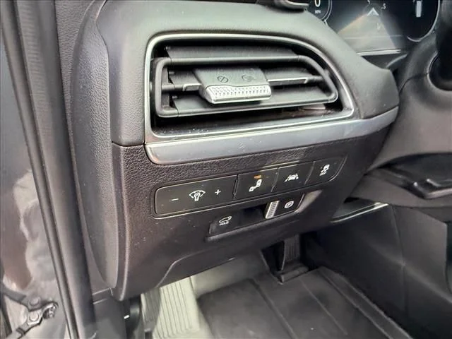 Used 2022 Gray Hyundai Calligraphy image 11
