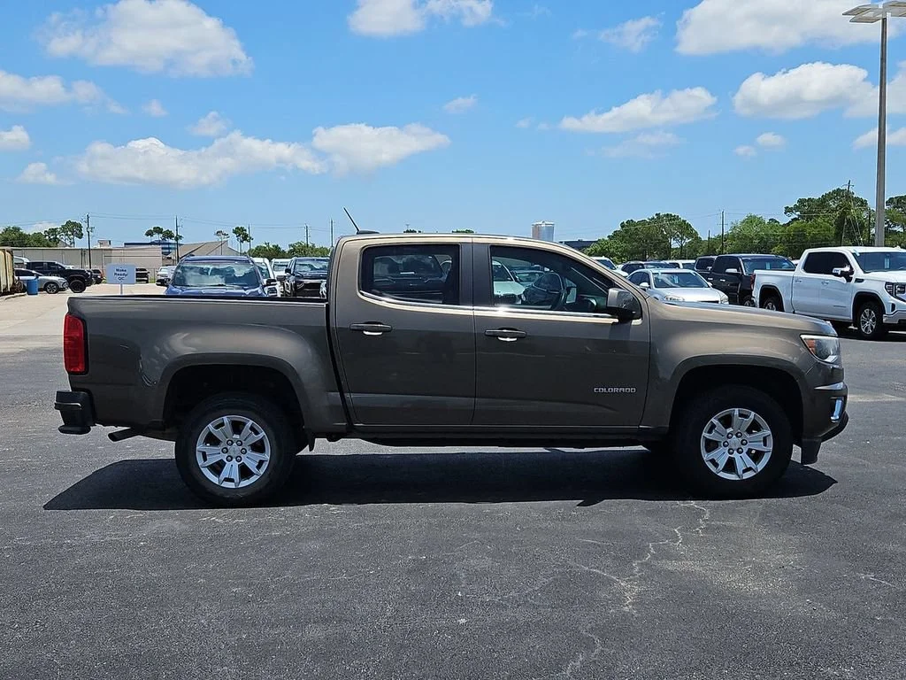 Certified Used 2016 BROWNSTONE METALLIC Chevrolet 2WD LT image 18