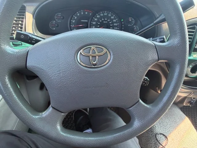 Used 2006 White Toyota SR5 image 14