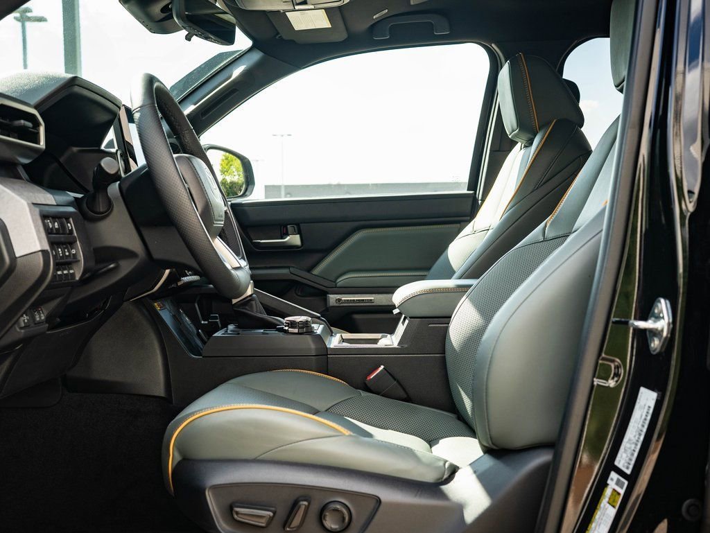 2025 Toyota Tacoma Trailhunter - Photo 19