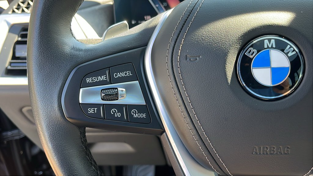 Used 2024 Black Sapphire Metallic BMW xDrive40i image 12