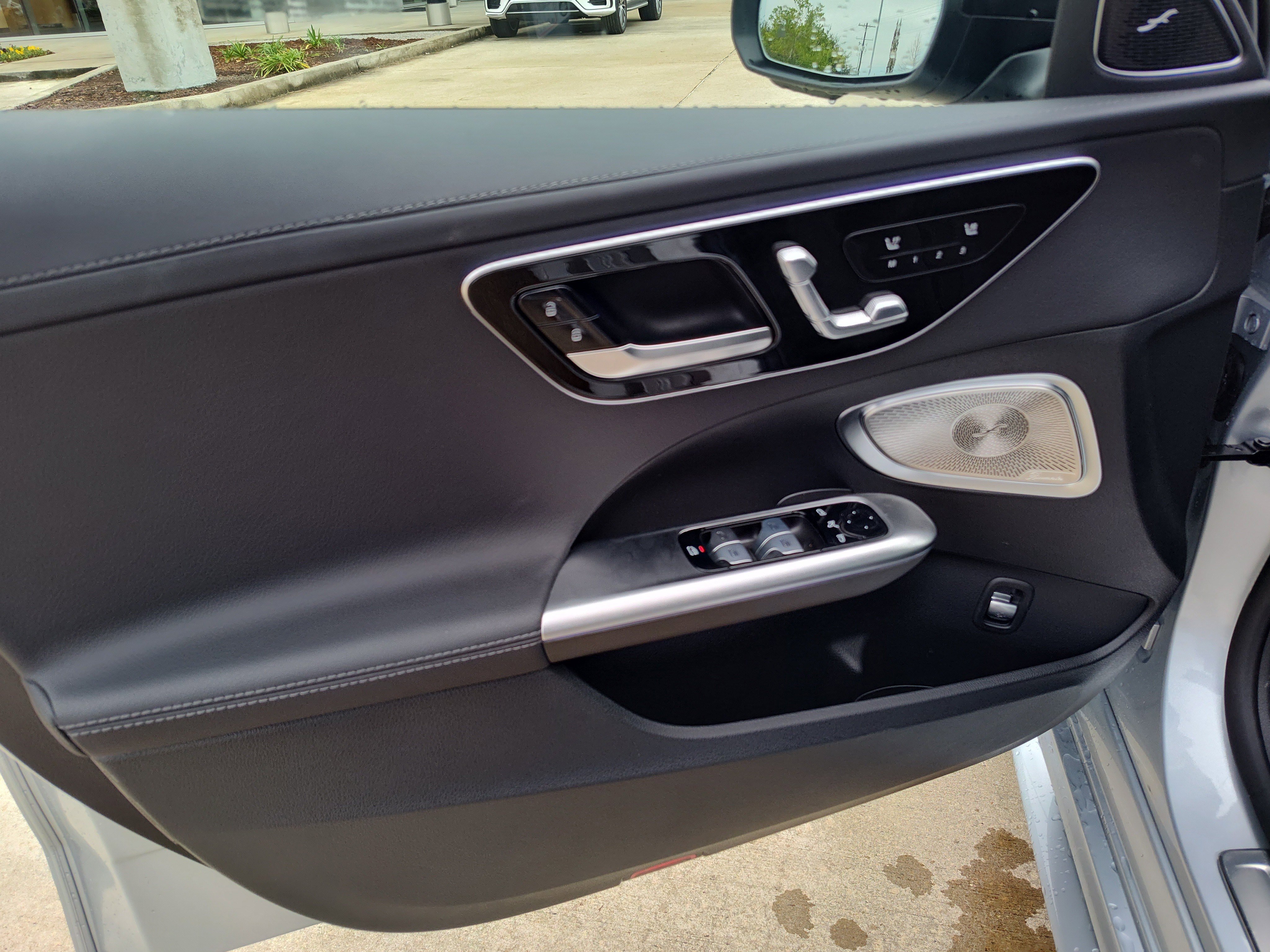 2025 Mercedes-Benz C-Class Sedan C 300 - Photo 41