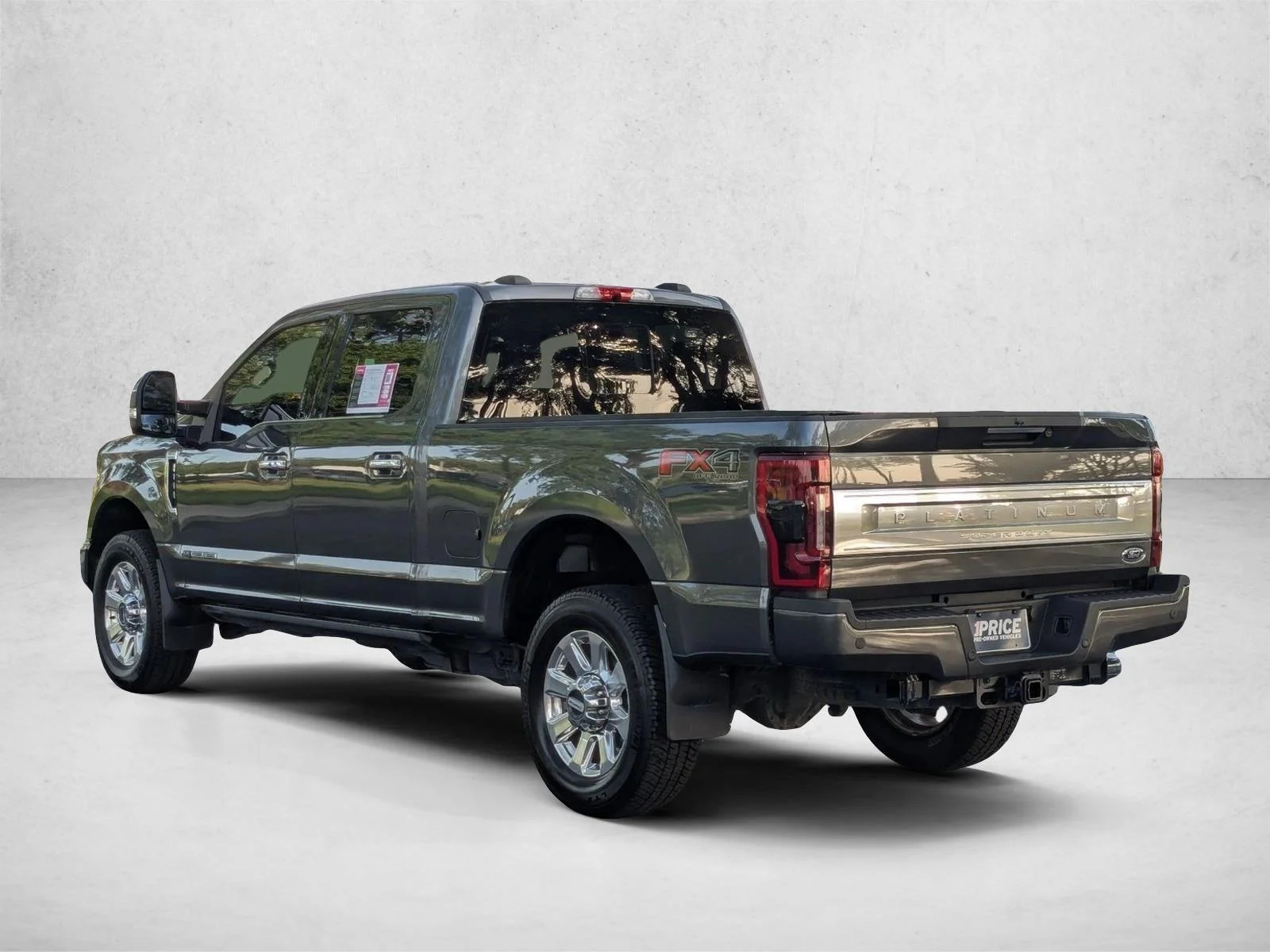 Used 2020 Magnetic Metallic Ford Platinum image 8
