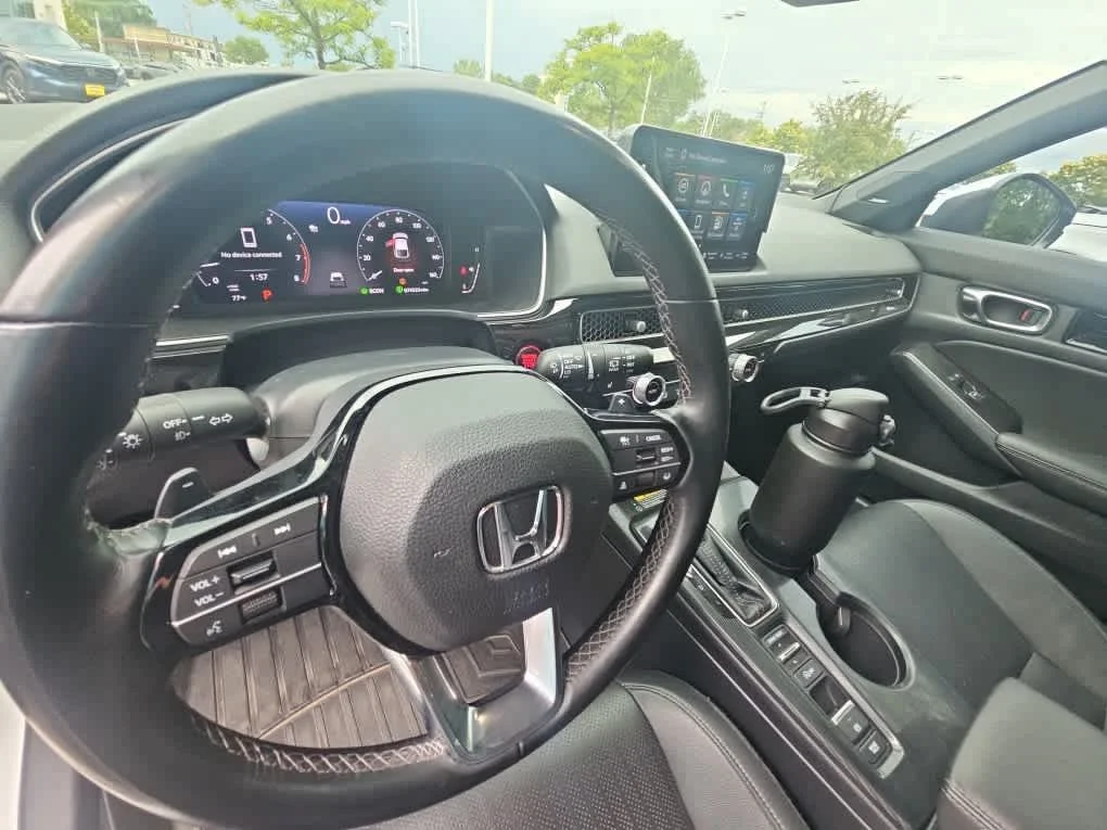2022 Honda Civic Hatchback Sport Touring - Photo 7